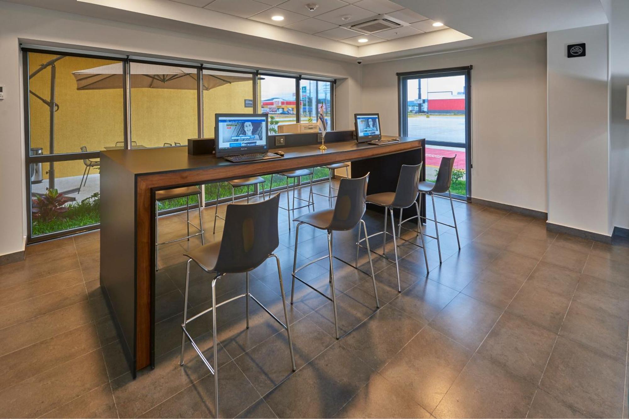 City Express By Marriott Comitan Extérieur photo